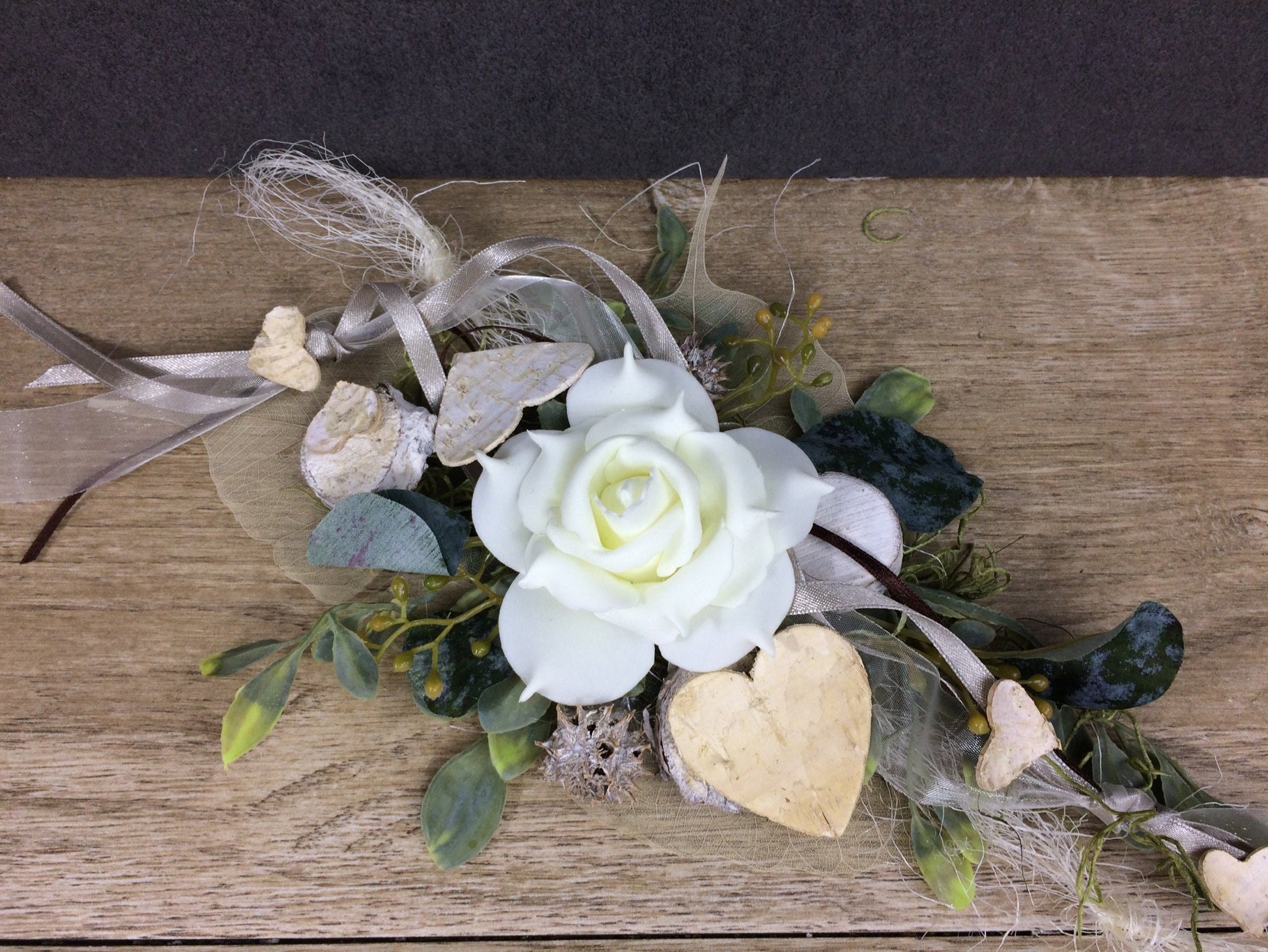 Tischdeko Eukalyptus Birkenscheiben Wunschfarbe – Tischgesteck Hochzeit – Tischdekoration – SarahsFlowerStudio