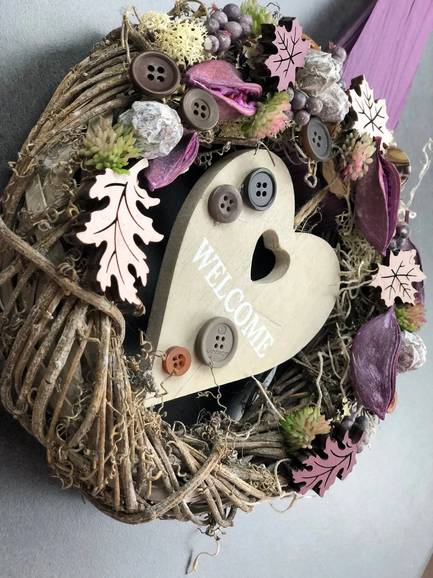 Türkranz 22cm Türdeko Türschmuck Herz Welcome Modern Tür Schmuck Herbst herbstlich ganzjährig Herbst – handgemacht aus Seiden- und Kunstblumen, langlebig & pflegeleicht von SarahsFlowerStudio