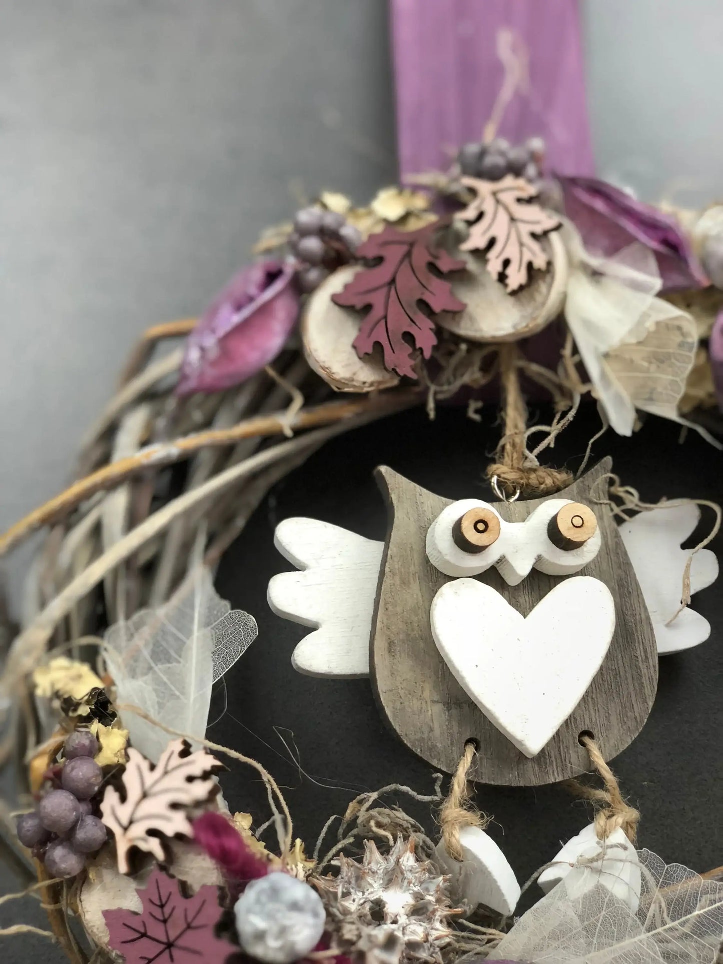 Türkranz 26cm Türdeko Türschmuck Eule Modern Tür Schmuck Herbst herbstlich ganzjährig Herbst – handgemacht aus Seiden- und Kunstblumen, langlebig & pflegeleicht von SarahsFlowerStudio
