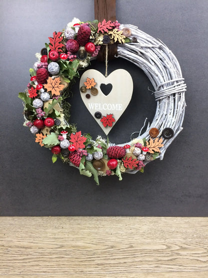 Türkranz 35cm Herbst Herbstlich Türdeko Türschmuck Herz Welcome Modern Tür Schmuck Herbst herbstlich ganzjährig Herbst – handgemacht aus Seiden- und Kunstblumen, langlebig & pflegeleicht von SarahsFlowerStudio