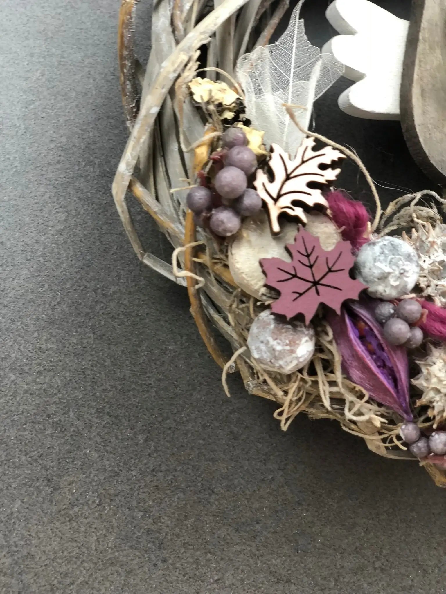 Türkranz 26cm Türdeko Türschmuck Eule Modern Tür Schmuck Herbst herbstlich ganzjährig Herbst – handgemacht aus Seiden- und Kunstblumen, langlebig & pflegeleicht von SarahsFlowerStudio