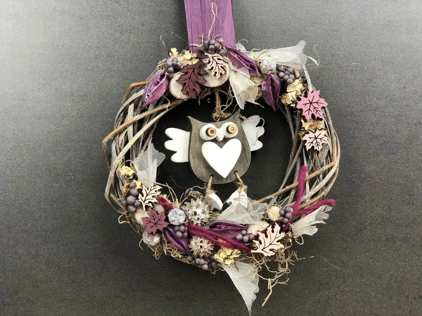 Türkranz 26cm Türdeko Türschmuck Eule Modern Tür Schmuck Herbst herbstlich ganzjährig Herbst – handgemacht aus Seiden- und Kunstblumen, langlebig & pflegeleicht von SarahsFlowerStudio
