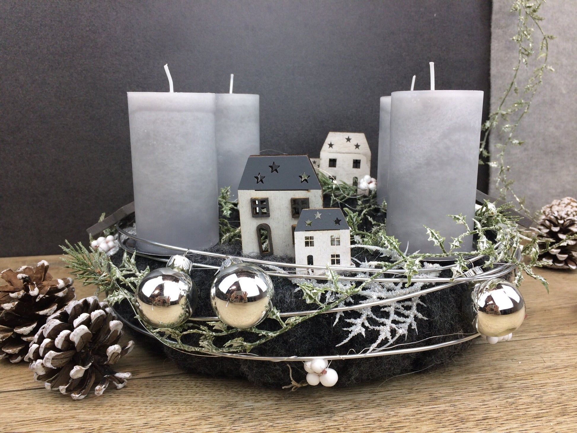 Adventskranz rund klassisch – mehrjährig handgefertigt langlebig – Adventskranz – SarahsFlowerStudio