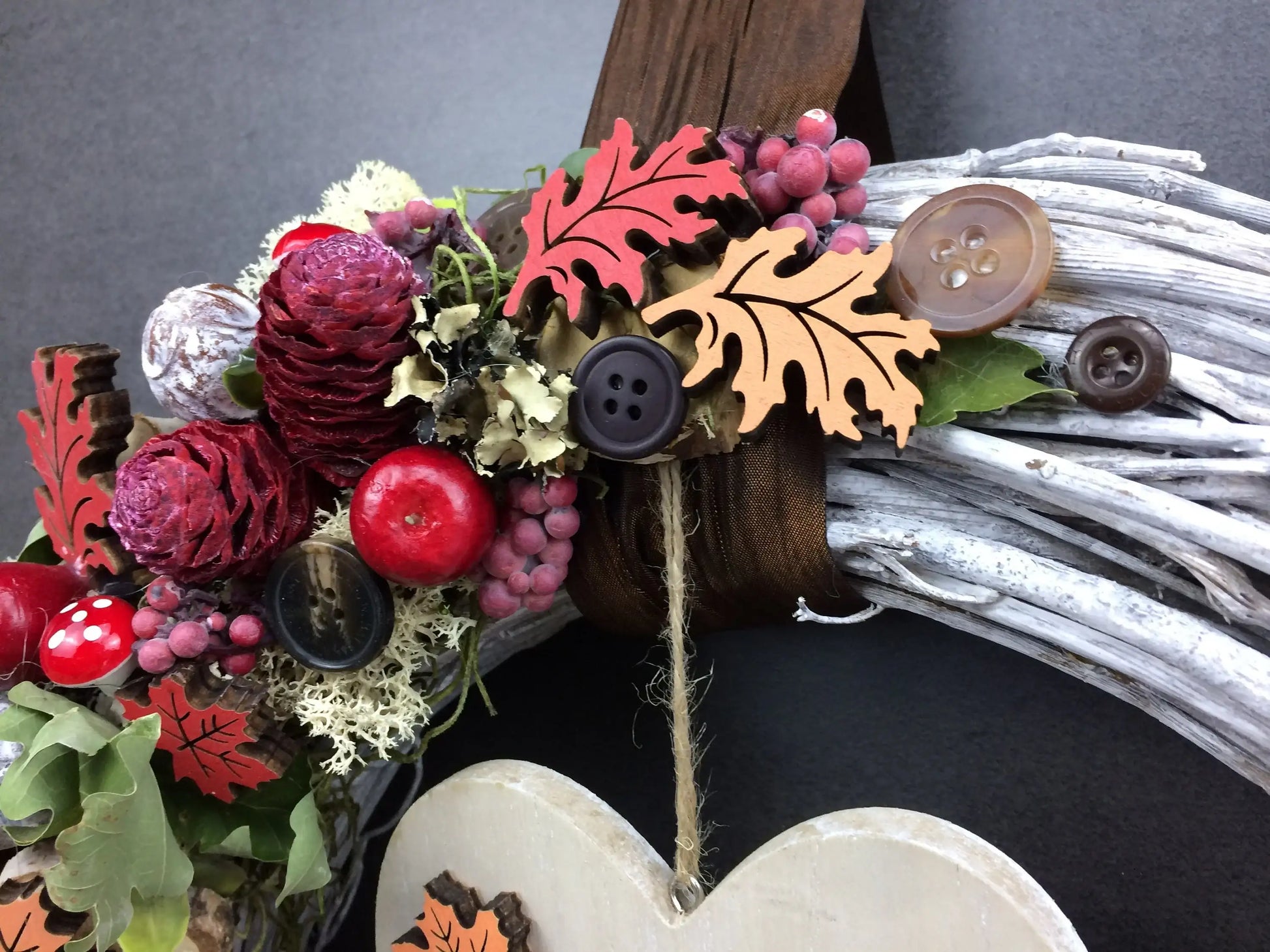 Türkranz 35cm Herbst Herbstlich Türdeko Türschmuck Herz Welcome Modern Tür Schmuck Herbst herbstlich ganzjährig Herbst – handgemacht aus Seiden- und Kunstblumen, langlebig & pflegeleicht von SarahsFlowerStudio