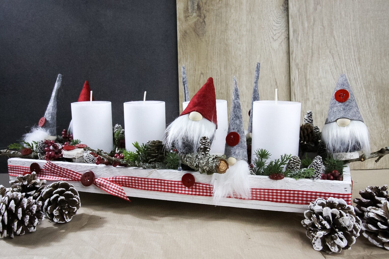 Adventsgesteck Tablett länglich – Advent Tischdeko mehrjährig – Adventsgesteck – SarahsFlowerStudio