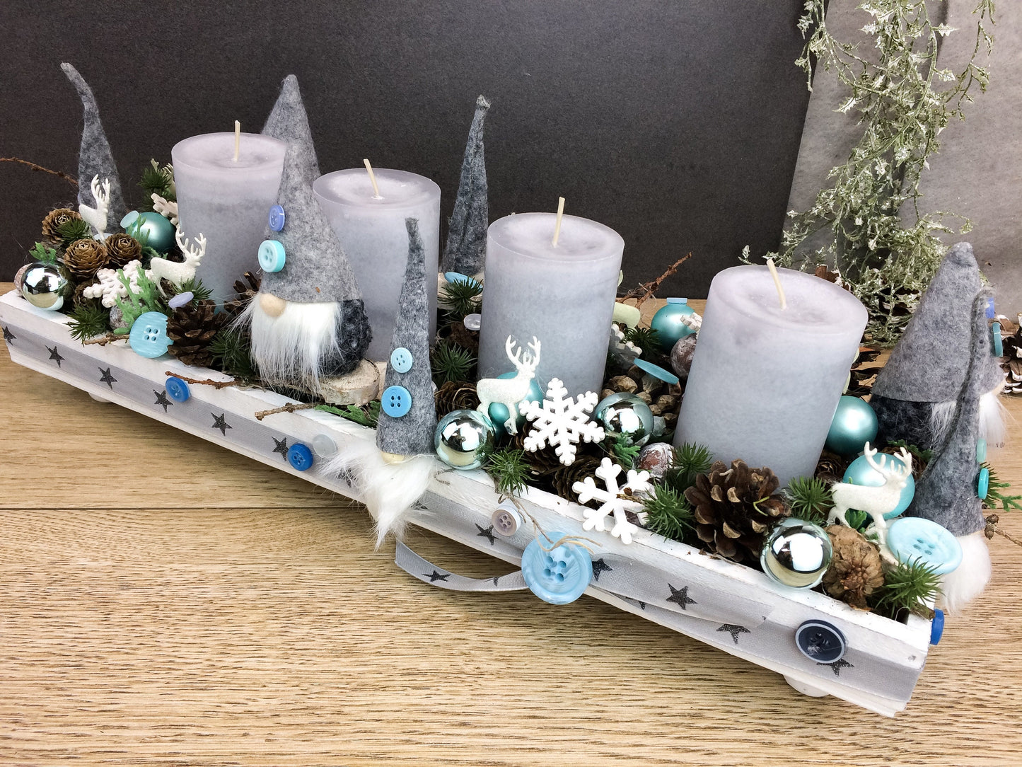 Adventsgesteck Tablett länglich – Advent Tischdeko mehrjährig – Adventsgesteck – SarahsFlowerStudio