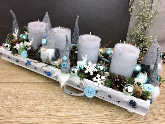 Adventsgesteck Tablett länglich – Advent Tischdeko mehrjährig – handgefertigt von SarahsFlowerStudio