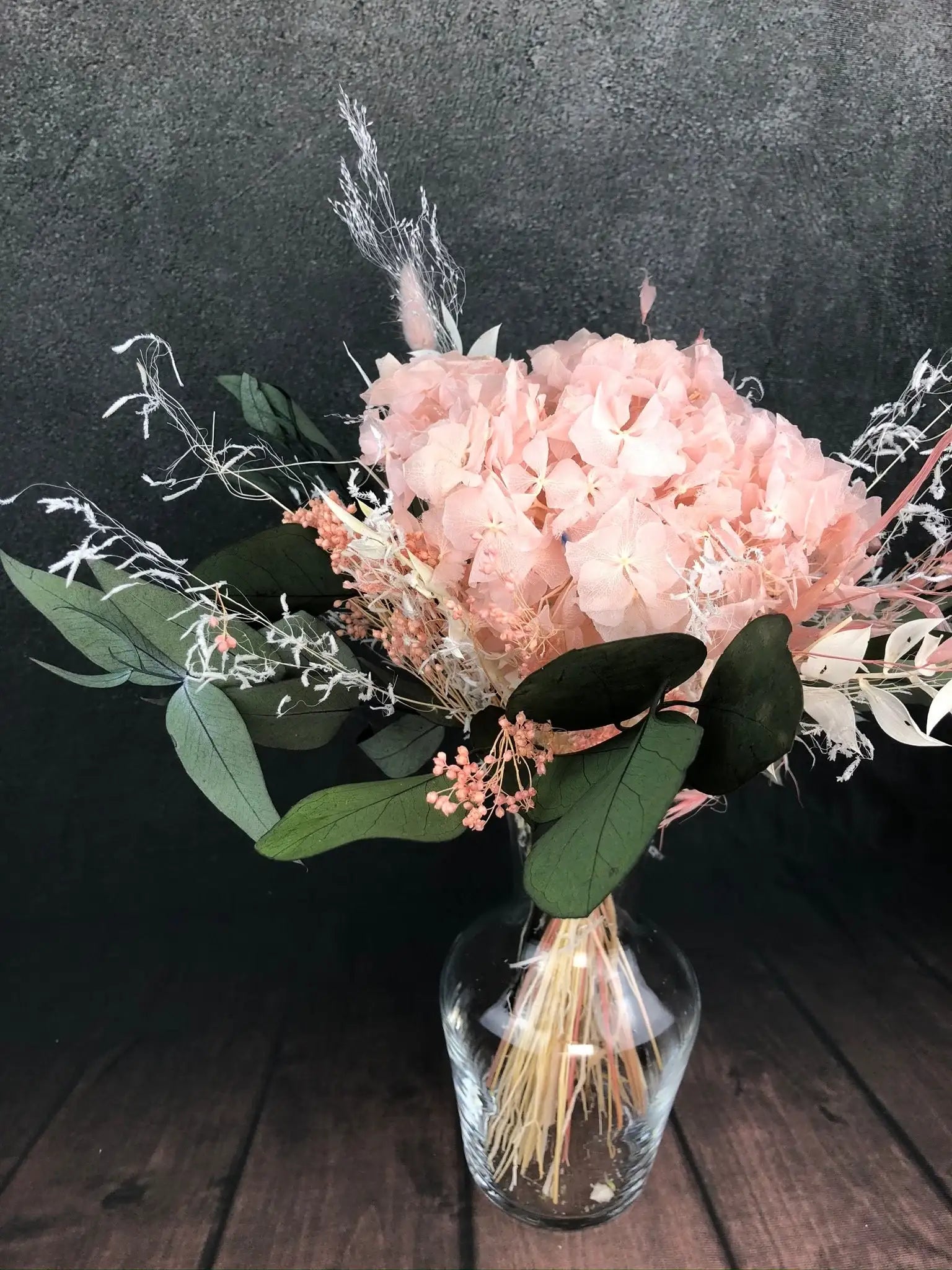 Strauß Gefriergetrocknet Hortensie Tischdeko Tischgesteck Gräser Trockenblumen Trockenmaterial Natur natürlich dried bouquet dried Flowers – handgemacht aus Seiden- und Kunstblumen, langlebig & pflegeleicht von SarahsFlowerStudio