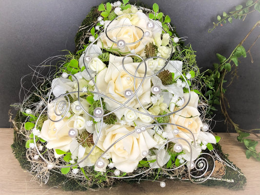 Grabgesteck Grabschmuck Herz Grabdekoration Grabschmuck Allerheiligen Rose – handgemacht aus Seiden- und Kunstblumen, langlebig & pflegeleicht von SarahsFlowerStudio