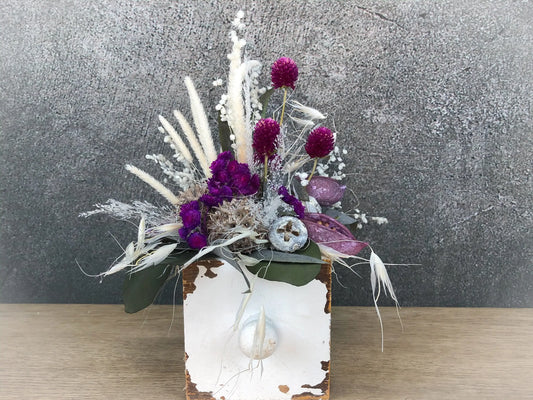 Tischdeko Blumen Tischgesteck Kerze Schublade Gräser Trockenblumen Trockenmaterial Natur natürlich dried bouquet dried Flowers – handgemacht aus Seiden- und Kunstblumen, langlebig & pflegeleicht von SarahsFlowerStudio