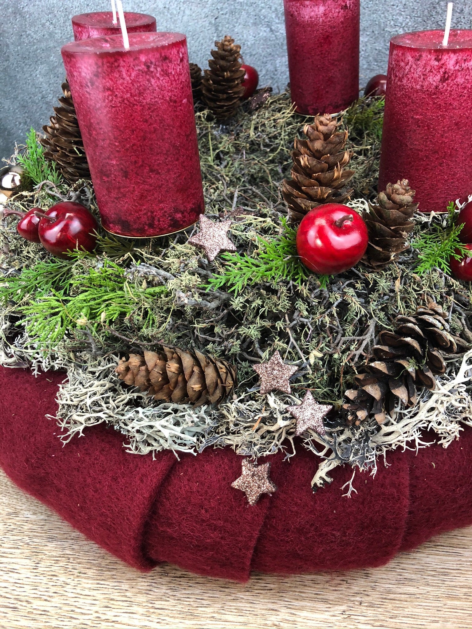 Adventskranz rund mit Zapfen – Naturmaterialien mehrjährig – Adventskranz – SarahsFlowerStudio
