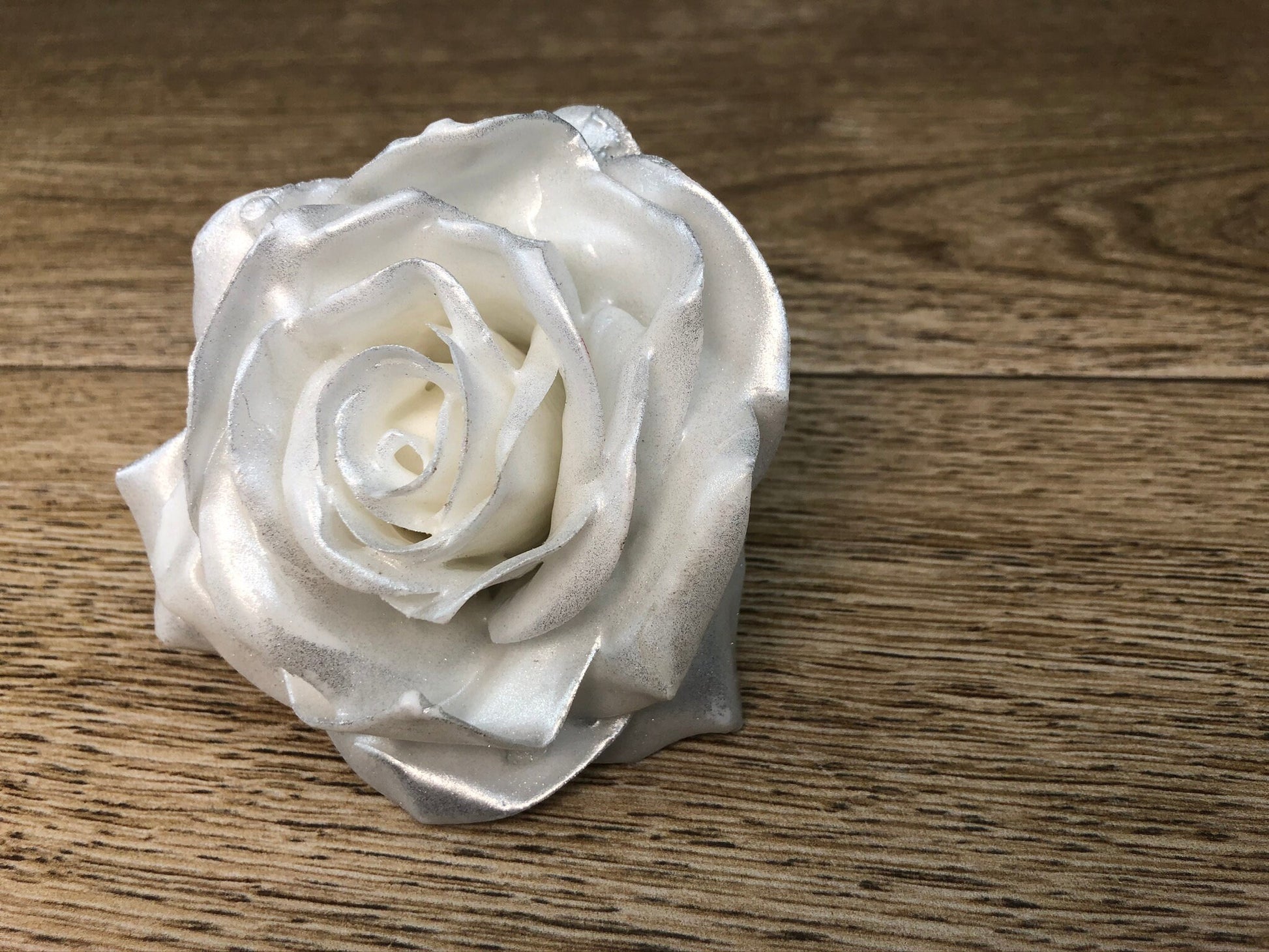 Wachsrosen Seidenblumen – künstliche Rosen naturgetreu & langlebig – Seidenblumen Stielware – SarahsFlowerStudio
