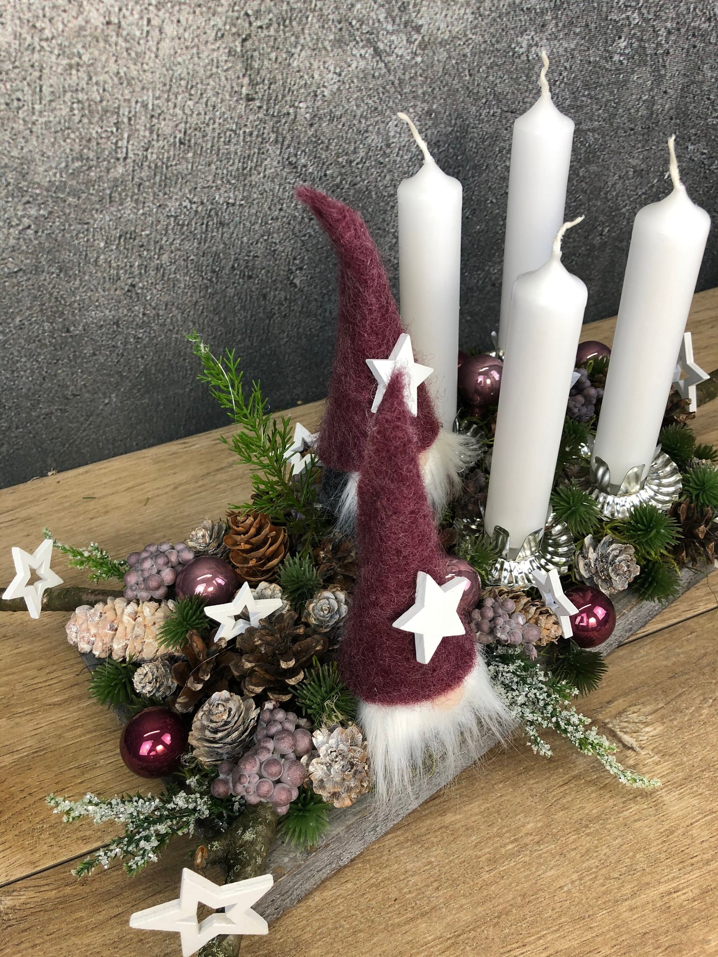 Weihnachtskranz – handgefertigt – Seidenblumen & Kunstblumen – SarahsFlowerStudio