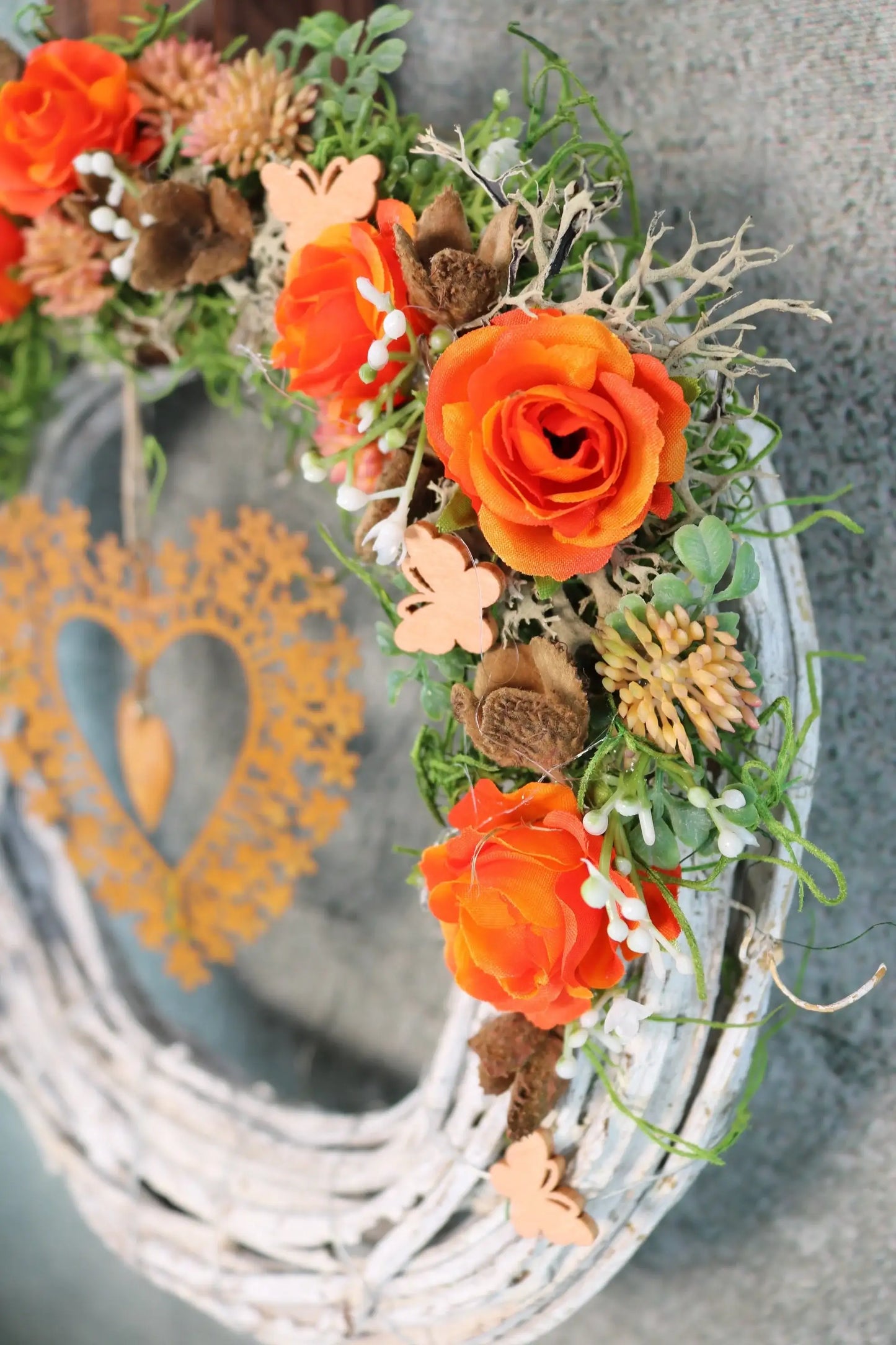 Türkranz Türdeko Türschmuck Willkommen Herz Rost Modern ganzjährig Tür Schmuck Rose Schleierkraut – handgemacht aus Seiden- und Kunstblumen, langlebig & pflegeleicht von SarahsFlowerStudio