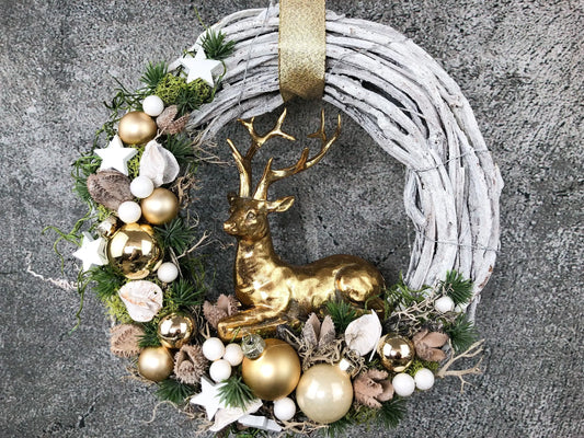 Türkranz Türdeko Türschmuck Weihnachten Weidenkranz Hirsch Zapfen Stern Tanne Band Modern – handgemacht aus Seiden- und Kunstblumen, langlebig & pflegeleicht von SarahsFlowerStudio