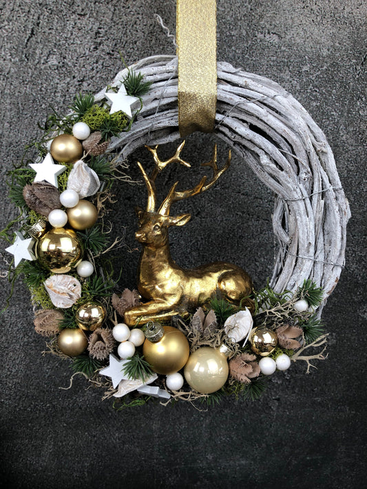 Weihnachtskranz Hirsch – Türkranz Weihnachten Tanne handgefertigt – Türkranz Weihnachten – SarahsFlowerStudio