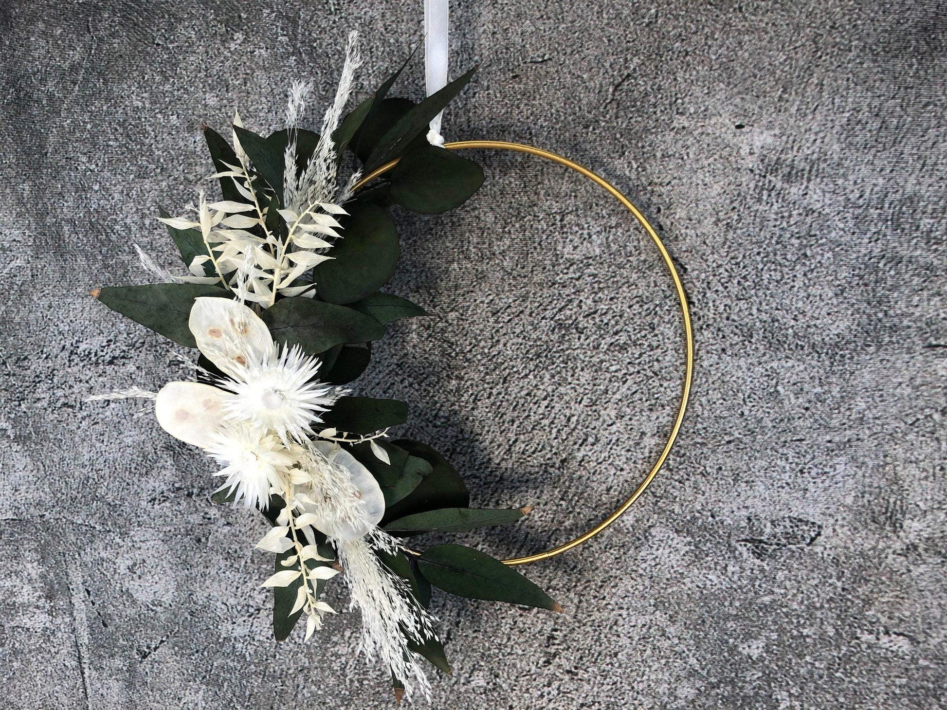 Türkranz Kranz Ring Pampasgräser Pampasgras Gräser Wandkranz Trockenblumen Natur natürlich Hoop Herbst Herbstlich – handgemacht aus Seiden- und Kunstblumen, langlebig & pflegeleicht von SarahsFlowerStudio