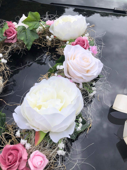 Autoschmuck Set 3 Teilig Herz und Schleifen Autodekoration Autoblumenschmuck Gesteck Hochzeit Pfingstrosen Rose Efeu Schleifen Modern Edel – handgemacht aus Seiden- und Kunstblumen, langlebig & pflegeleicht von SarahsFlowerStudio