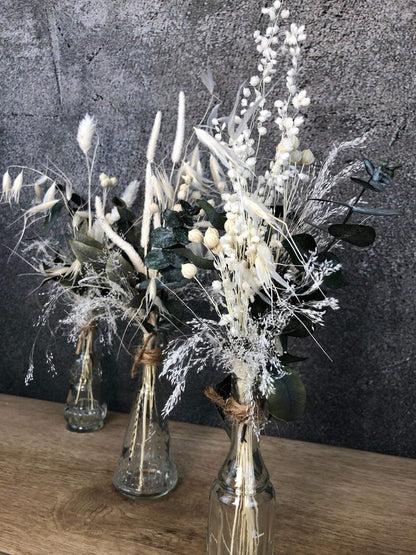 Tischdeko 3er Set Blumen Tischgesteck Strauß Gläser Flasche Gräser Trockenblumen Trockenmaterial Natur natürlich dried bouquet dried Flowers – handgemacht aus Seiden- und Kunstblumen, langlebig & pflegeleicht von SarahsFlowerStudio