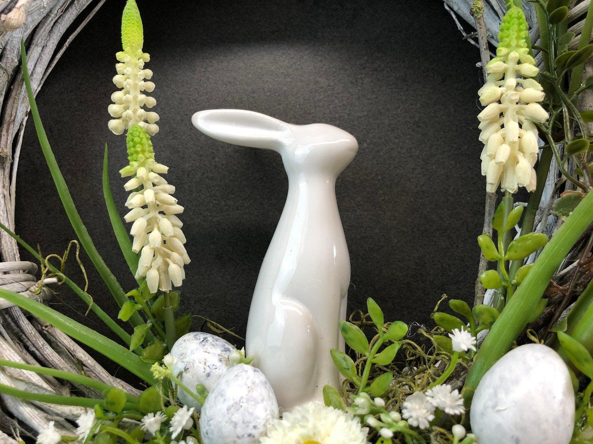 Frühlingskranz 35cm mit Hasen & Gänseblümchen – großer Osterkranz Seidenblumen – Türkranz – SarahsFlowerStudio