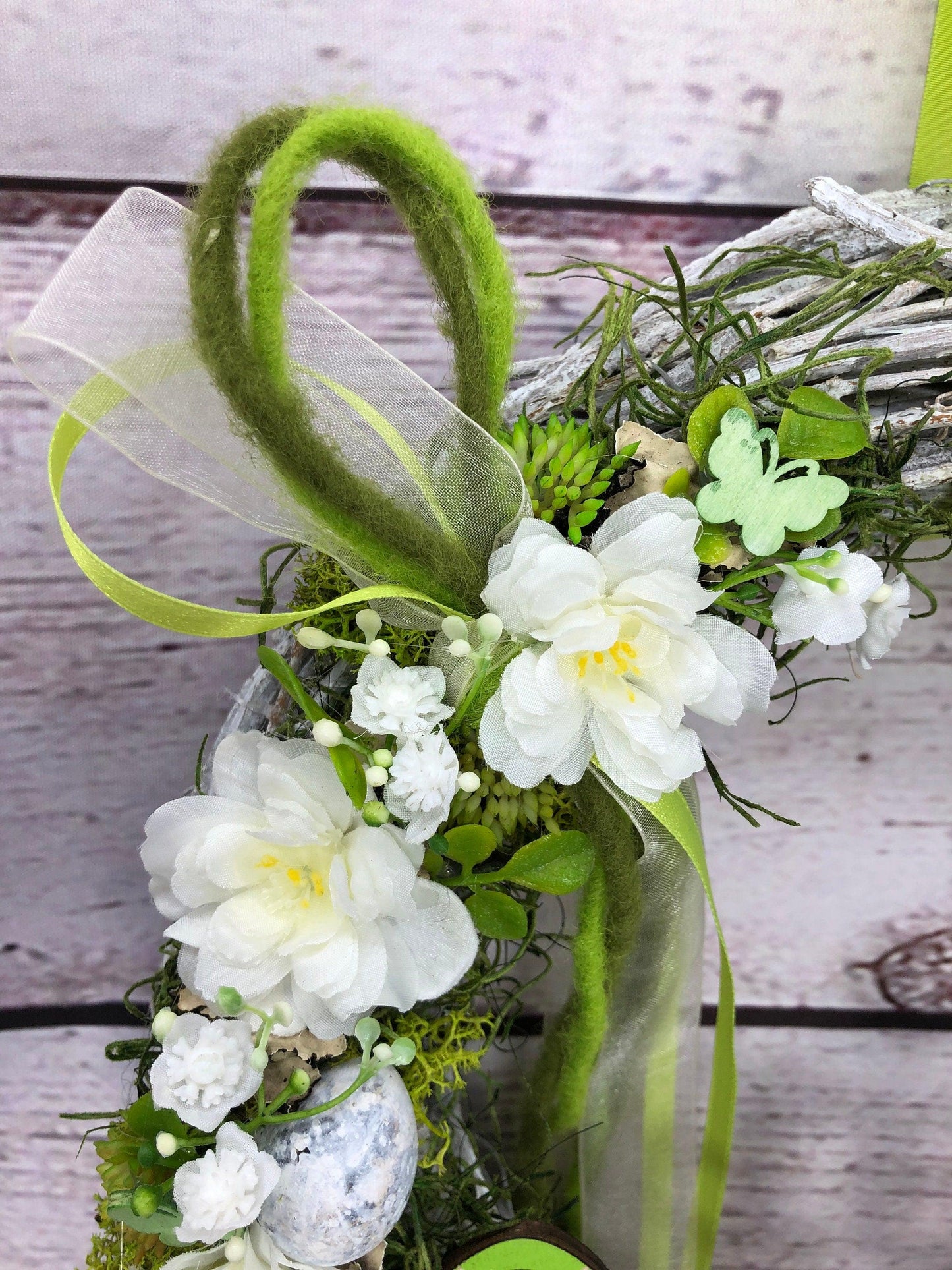 Osterkranz Türkranz mit Hasen, Maiglöckchen & Eiern – Frühlingsdeko Seidenblumen – Türkranz – SarahsFlowerStudio