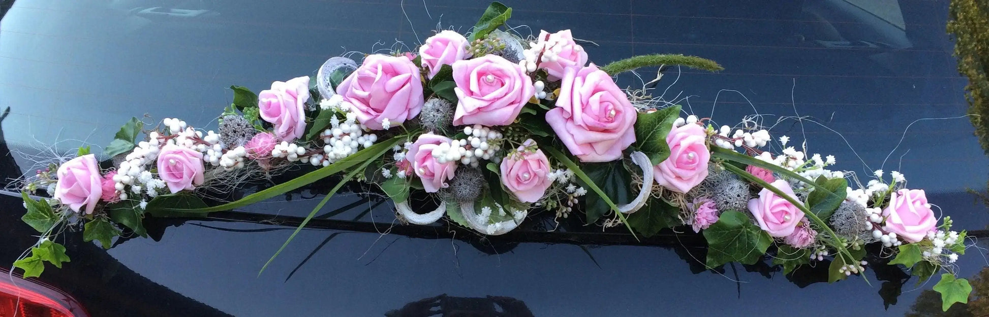 Autoschmuck Autodekoration Autoblumenschmuck Gesteck groß Wunschfarbe Hochzeit Kutschen Schmuck Kutschendeko Kutsche Wedding – handgemacht aus Seiden- und Kunstblumen, langlebig & pflegeleicht von SarahsFlowerStudio