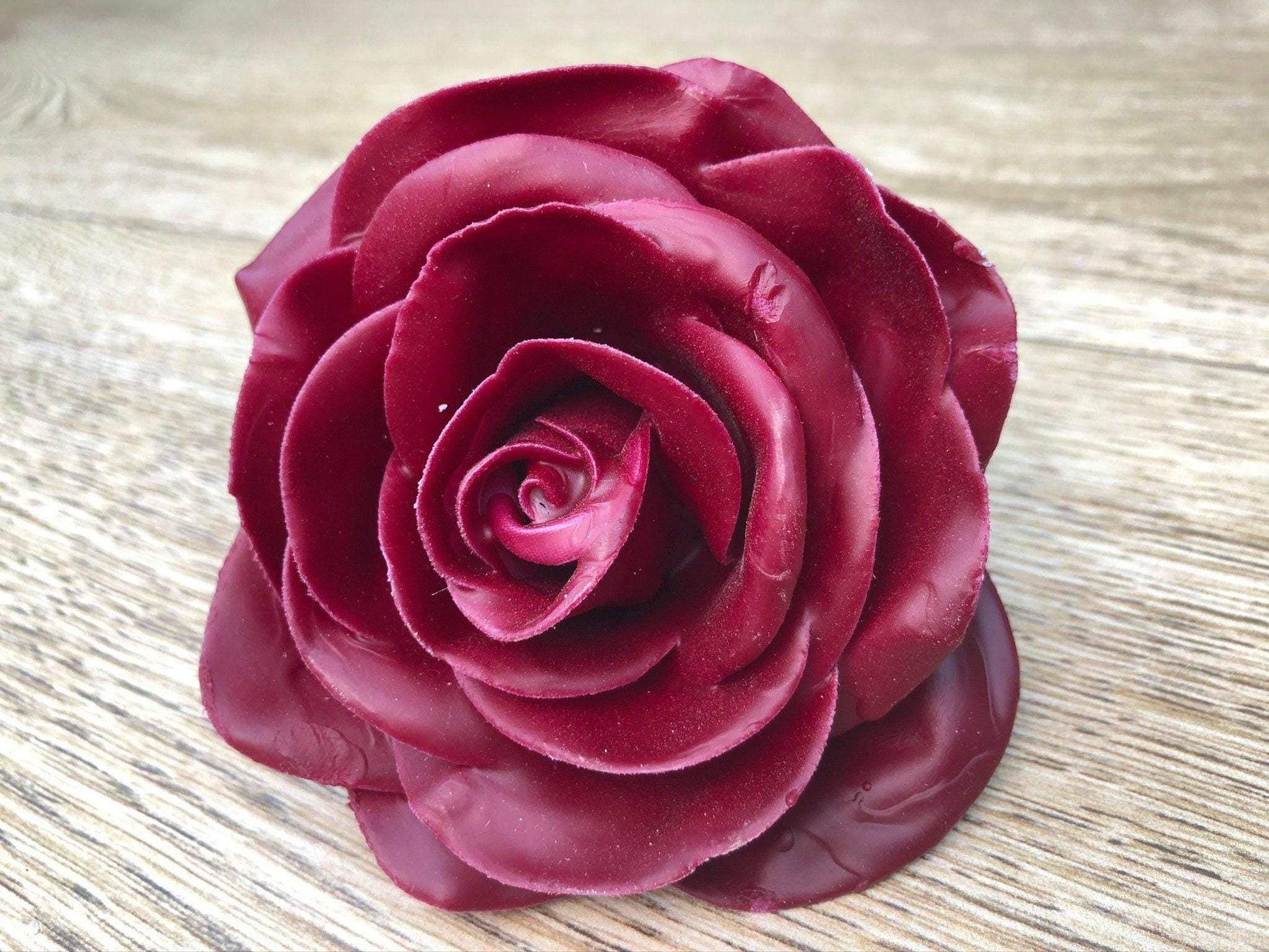 Wachsrosen Rosen Seidenrosen Seidenblumen Gewachst künstliche künstlich winterlich Allerheiligen Totensonntag – handgemacht aus Seiden- und Kunstblumen, langlebig & pflegeleicht von SarahsFlowerStudio