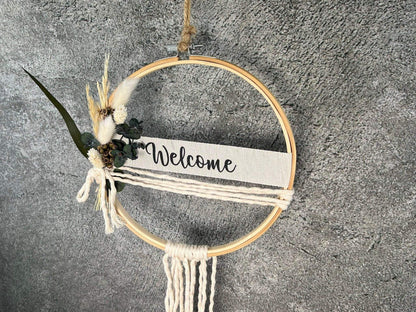 Türkranz Kranz Ring Stickring Eukalyptus Gräser Wandkranz Trockenblumen Hoop – handgemacht aus Seiden- und Kunstblumen, langlebig & pflegeleicht von SarahsFlowerStudio