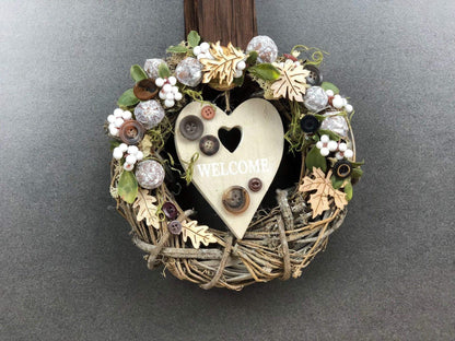 Türkranz 22cm Türdeko Türschmuck Herz Welcome Modern Tür Schmuck Herbst herbstlich ganzjährig Herbst – handgemacht aus Seiden- und Kunstblumen, langlebig & pflegeleicht von SarahsFlowerStudio