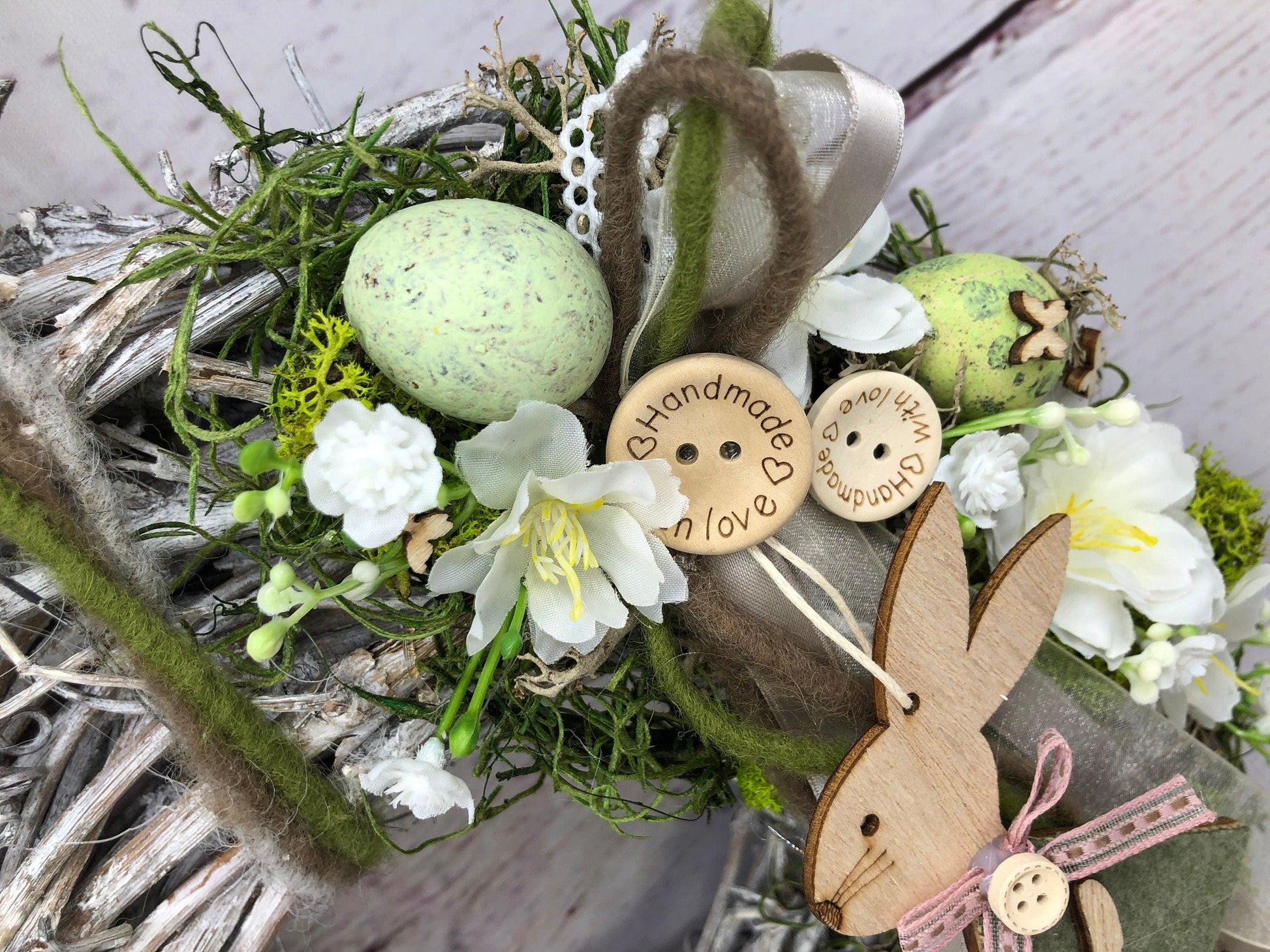 Türkranz Ostern mit Hasen, Eiern & Schleierkraut – Frühlingskranz Seidenblumen – Türkranz – SarahsFlowerStudio