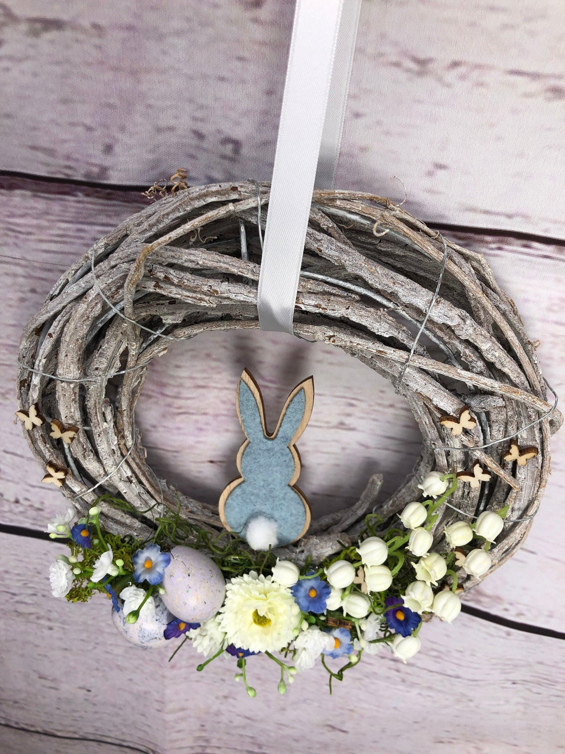 Türkranz Ostern Schleierkraut & Hasen – Frühlingskranz Seidenblumen handgefertigt – Türkranz – SarahsFlowerStudio