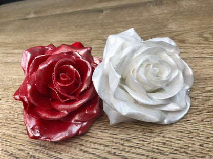 Grabgesteck Grabschmuck Herz Wunschgröße Grabdekoration Grabschmuck Allerheiligen Wachs Rose – handgemacht aus Seiden- und Kunstblumen, langlebig & pflegeleicht von SarahsFlowerStudio