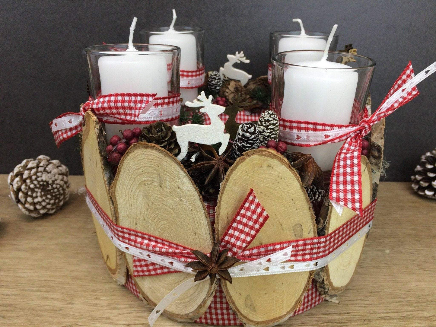 Adventskranz – handgemacht aus Seiden- und Kunstblumen, langlebig & pflegeleicht von SarahsFlowerStudio