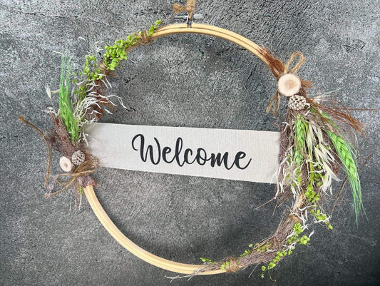 Türkranz Kranz Ring Stickring Welcome Band Eukalyptus Gräser Wandkranz Trockenblumen Hoop – handgemacht aus Seiden- und Kunstblumen, langlebig & pflegeleicht von SarahsFlowerStudio