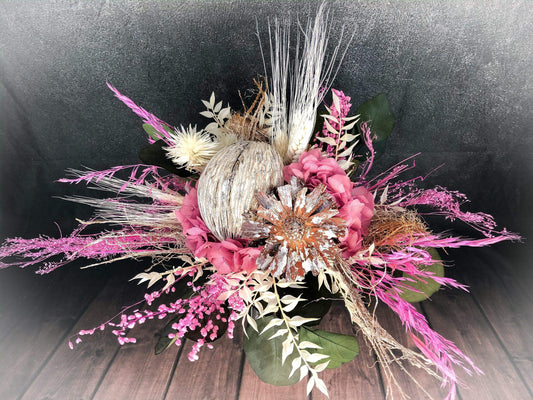 Strauß Gefriergetrocknet Hortensie mit Exoten Tischgesteck Gräser Trockenblumen Trockenmaterial Natur natürlich dried bouquet dried Flowers – handgemacht aus Seiden- und Kunstblumen, langlebig & pflegeleicht von SarahsFlowerStudio