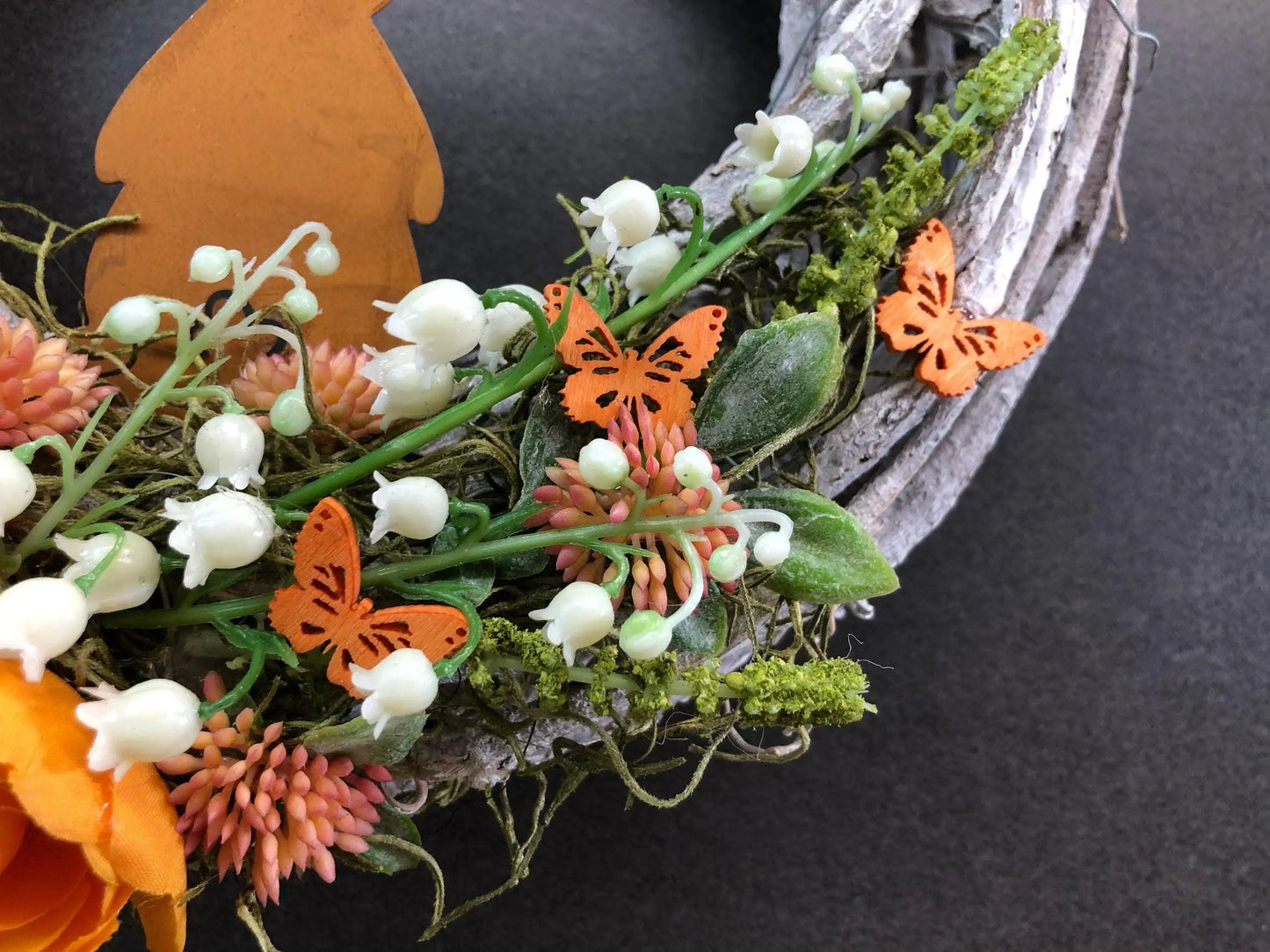 Osterkranz Türdeko Wunschfarbe – Frühlingskranz mit Hasen & Maiglöckchen – Türkranz – SarahsFlowerStudio