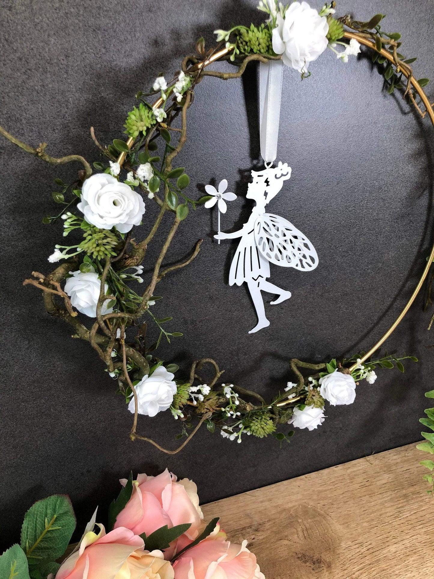 Türkranz ganzjährig Modern Türdeko Tür Schmuck Wunschgröße ganzjährig Fee Boho Band Fee Ring Goldring Metallring Herbst – handgemacht aus Seiden- und Kunstblumen, langlebig & pflegeleicht von SarahsFlowerStudio