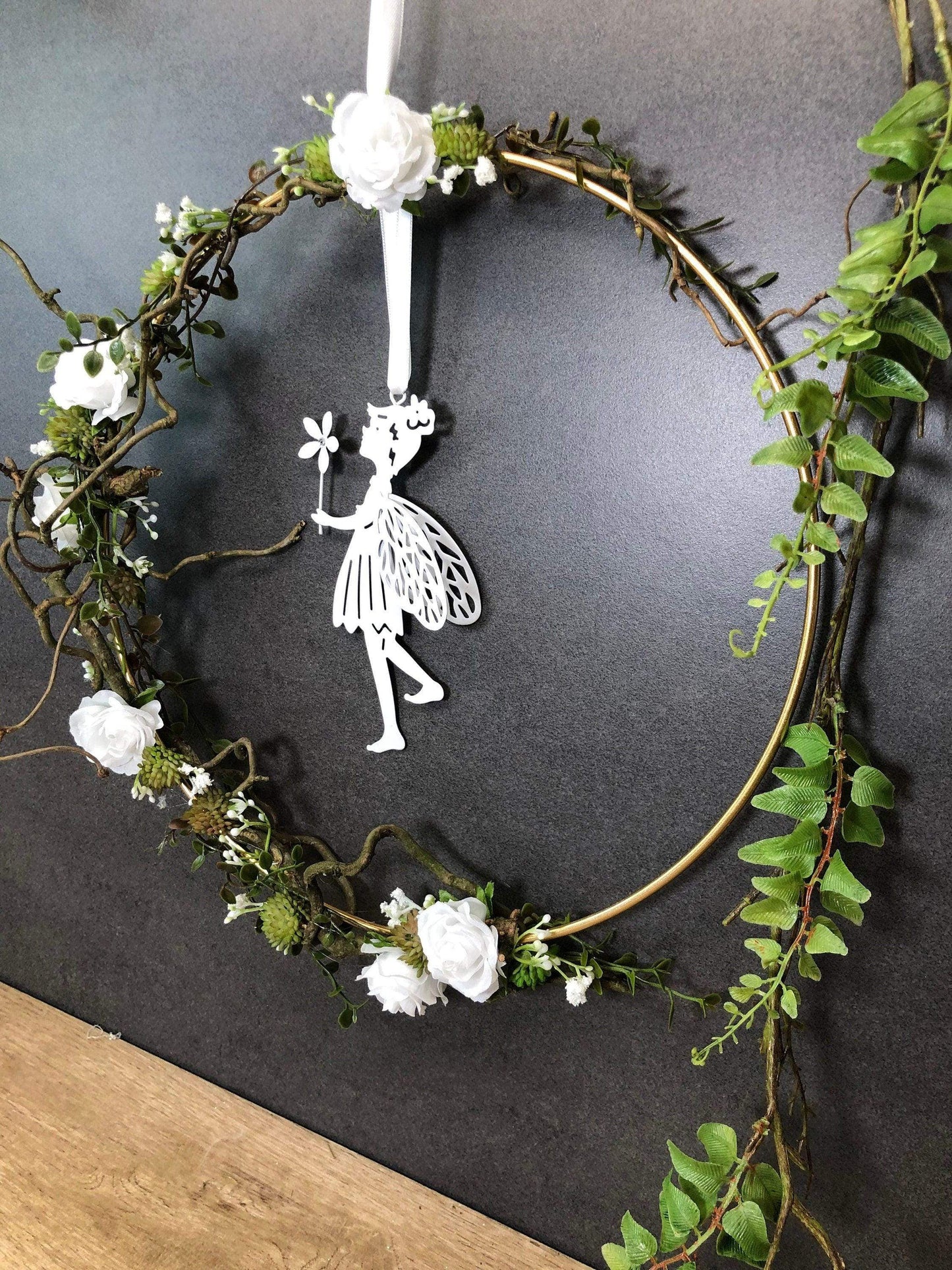 Türkranz ganzjährig Modern Türdeko Tür Schmuck Wunschgröße ganzjährig Fee Boho Band Fee Ring Goldring Metallring Herbst – handgemacht aus Seiden- und Kunstblumen, langlebig & pflegeleicht von SarahsFlowerStudio