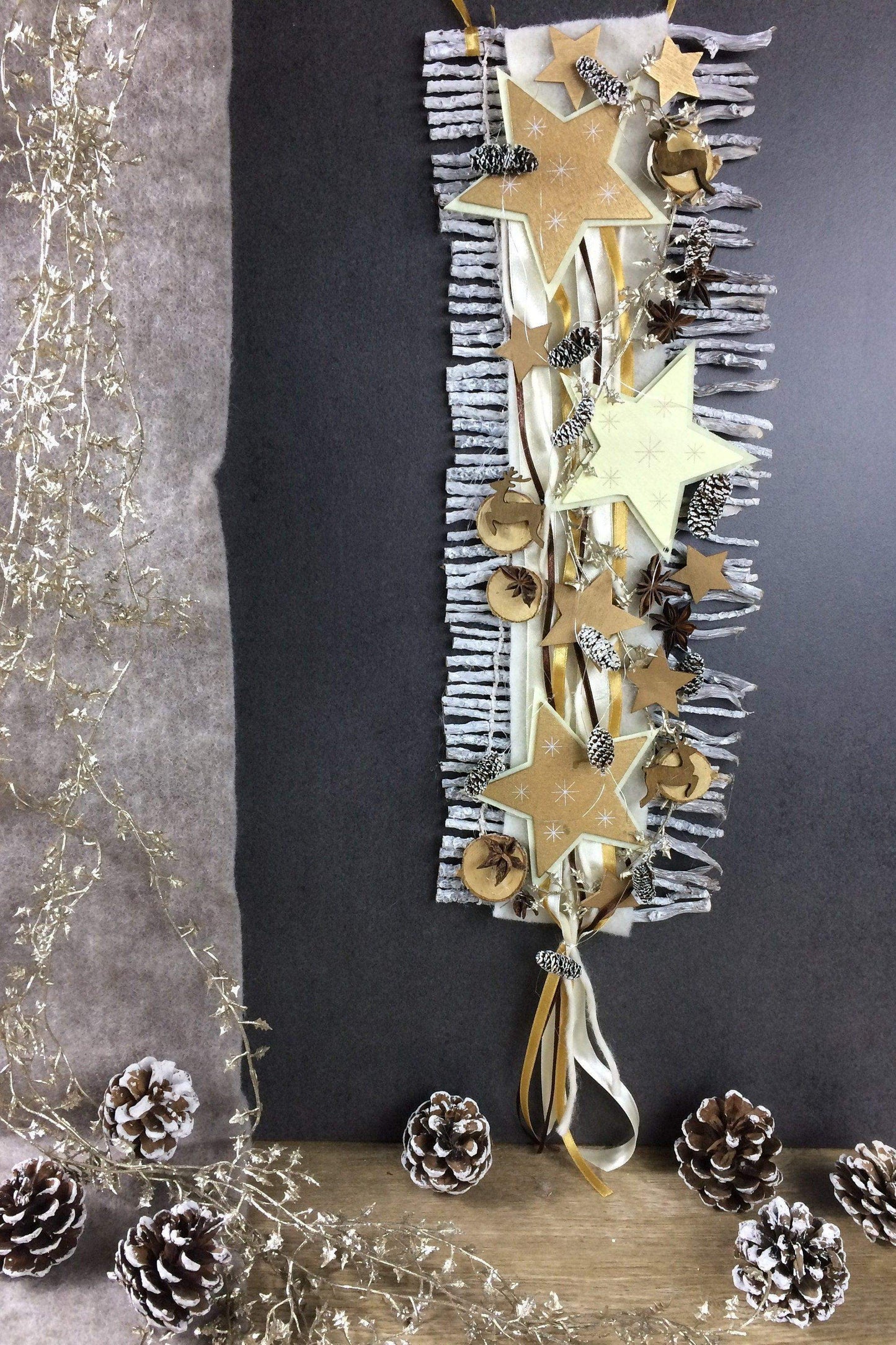 Weihnachten Advent Türdeko Türdekoration Wanddeko Wanddekoration Türkranz – handgemacht aus Seiden- und Kunstblumen, langlebig & pflegeleicht von SarahsFlowerStudio