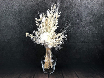 Trockenblumenstrauß Strauß Gräser mit Ruskus Gräser Trockenblumen Trockenmaterial Natur natürlich dried bouquet dried Flowers – handgemacht aus Seiden- und Kunstblumen, langlebig & pflegeleicht von SarahsFlowerStudio