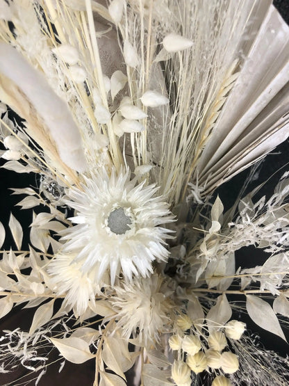 Trockenblumenstrauß Strauß Gräser mit Exoten Strohblume Gräser Trockenblumen Trockenmaterial Natur natürlich dried bouquet dried Flowers – handgemacht aus Seiden- und Kunstblumen, langlebig & pflegeleicht von SarahsFlowerStudio