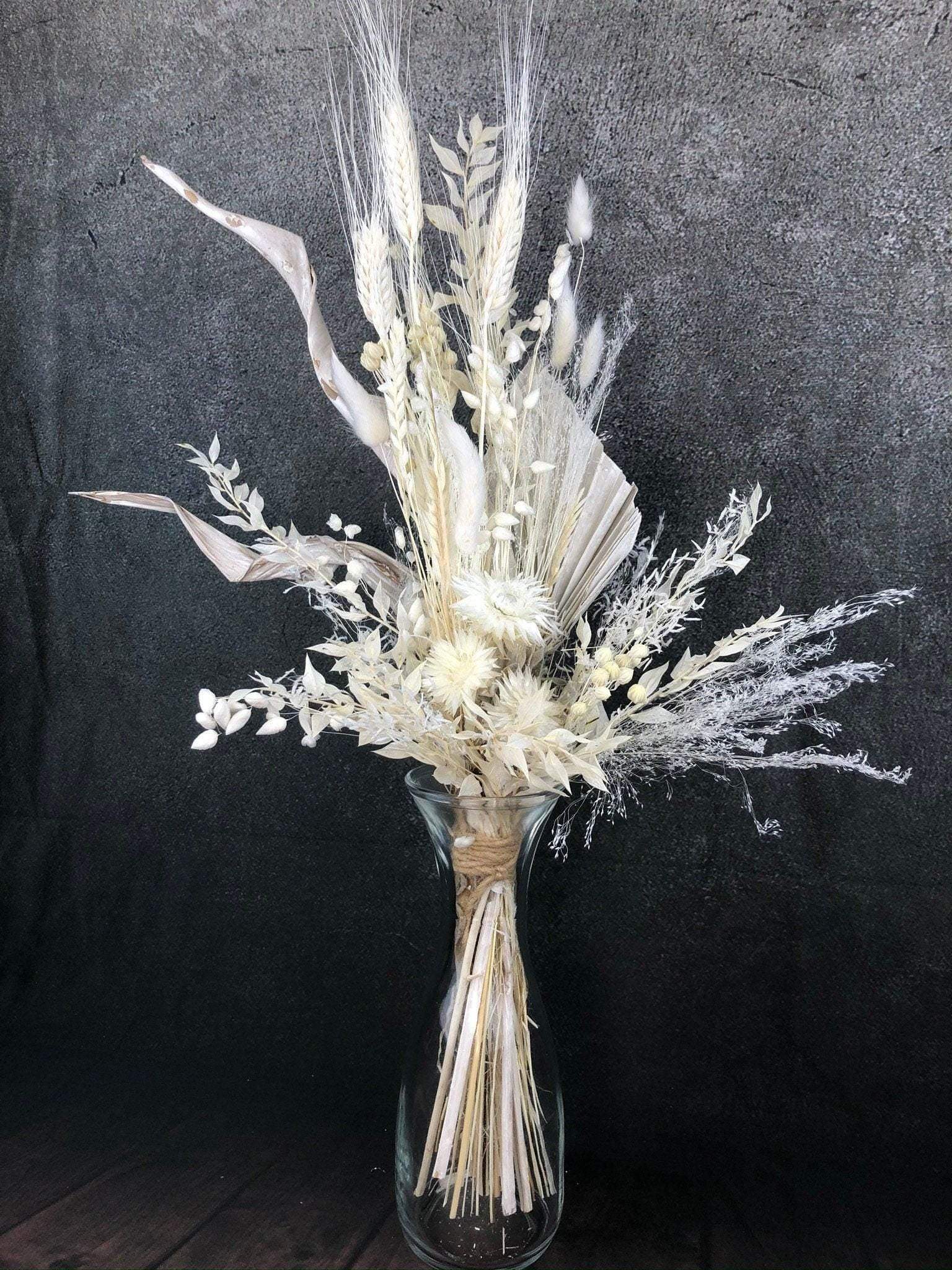 Trockenblumenstrauß Strauß Gräser mit Exoten Strohblume Gräser Trockenblumen Trockenmaterial Natur natürlich dried bouquet dried Flowers – handgemacht aus Seiden- und Kunstblumen, langlebig & pflegeleicht von SarahsFlowerStudio