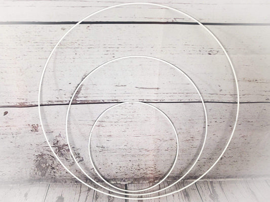 Metallring Ring Bastelring Basteln Traumfänger Makramee Trockenblumen – handgemacht aus Seiden- und Kunstblumen, langlebig & pflegeleicht von SarahsFlowerStudio