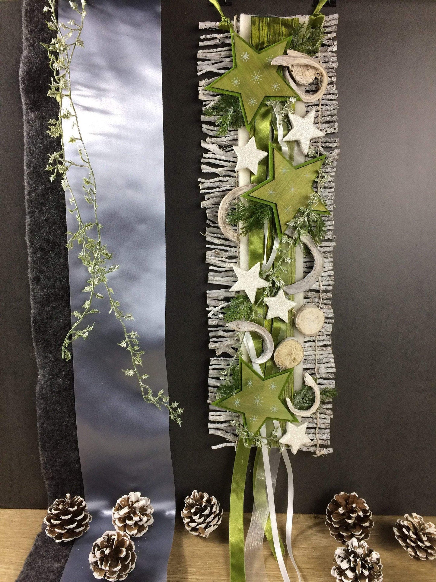 Weihnachten Advent Türdeko Türdekoration Türkranz Stern Birke Reebmatte – handgemacht aus Seiden- und Kunstblumen, langlebig & pflegeleicht von SarahsFlowerStudio