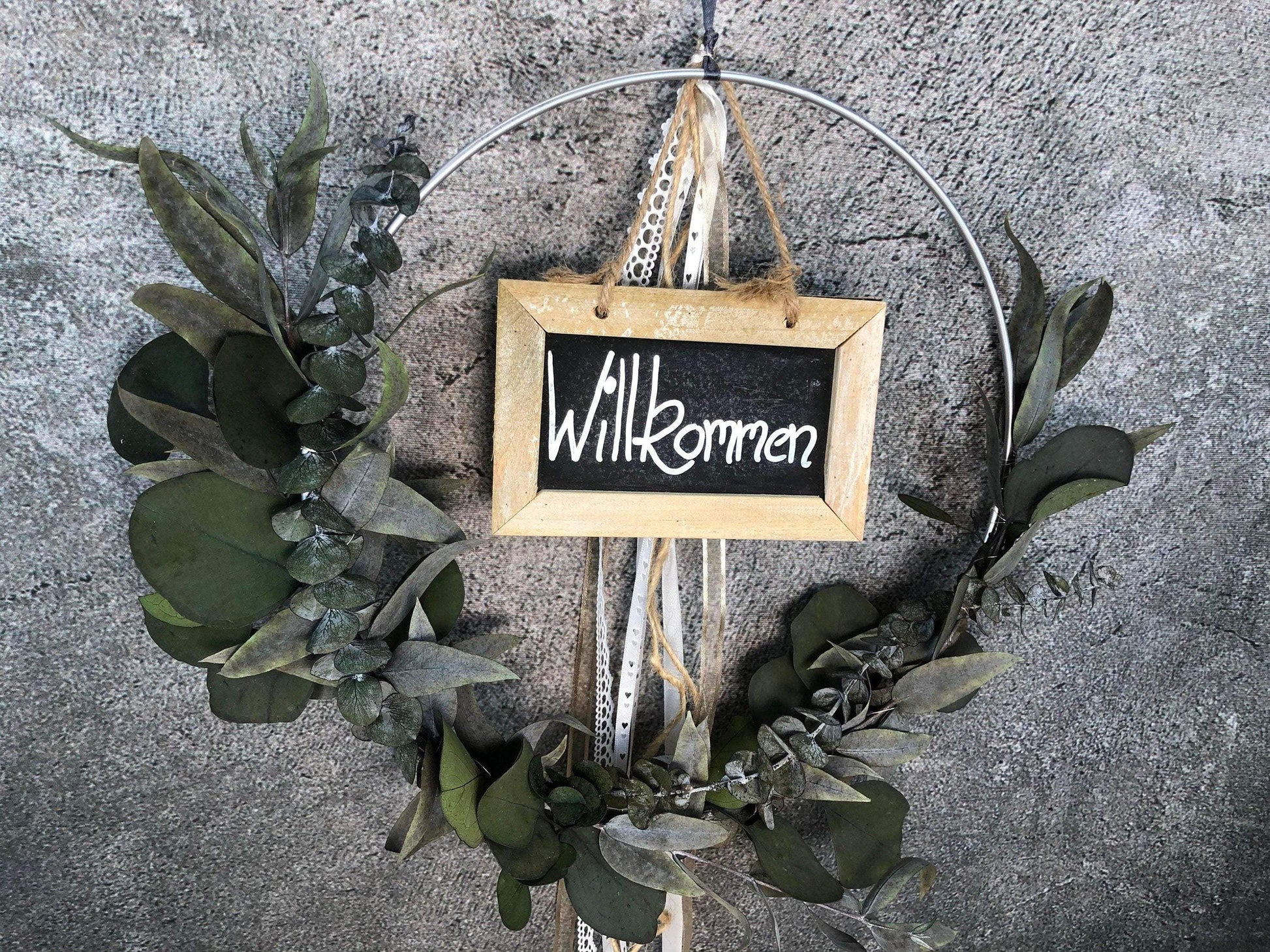 Türkranz Tafel Willkommen Herbst Kranz Ring Eukalyptus Wandkranz Trockenblumen Natur natürlich Hoop Herbst Herbstlich – handgemacht aus Seiden- und Kunstblumen, langlebig & pflegeleicht von SarahsFlowerStudio