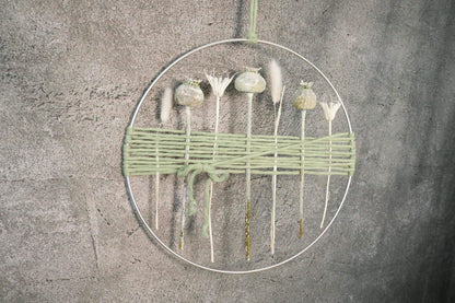 Türkranz Kranz Ring Gräser Wandkranz Trockenblumen Natur natürlich Hoop Fensterdeko – handgemacht aus Seiden- und Kunstblumen, langlebig & pflegeleicht von SarahsFlowerStudio