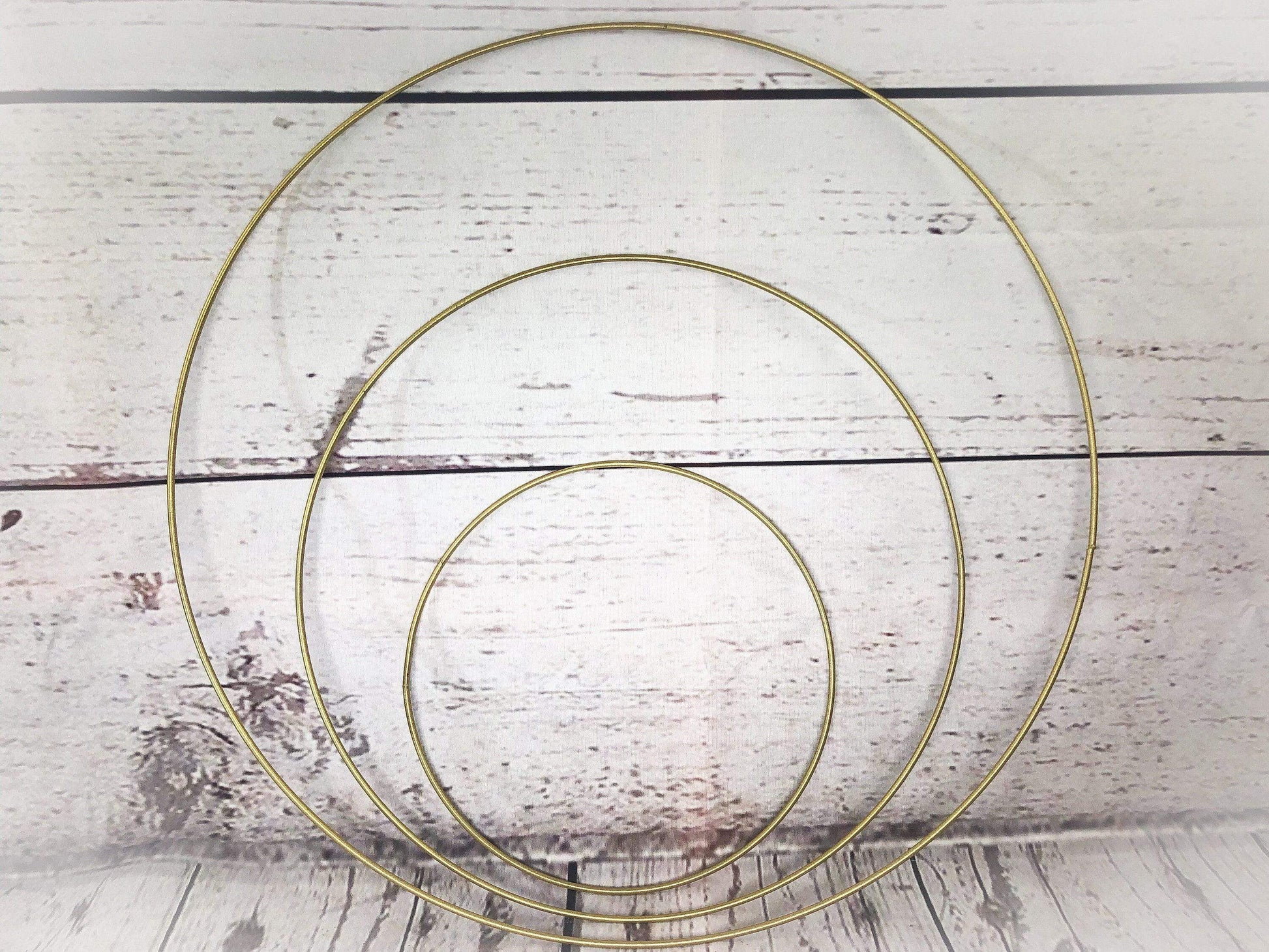 Metallring Ring Bastelring Basteln Traumfänger Makramee Trockenblumen – handgemacht aus Seiden- und Kunstblumen, langlebig & pflegeleicht von SarahsFlowerStudio
