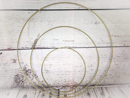 Metallring Ring Bastelring Basteln Traumfänger Makramee Trockenblumen – handgemacht aus Seiden- und Kunstblumen, langlebig & pflegeleicht von SarahsFlowerStudio