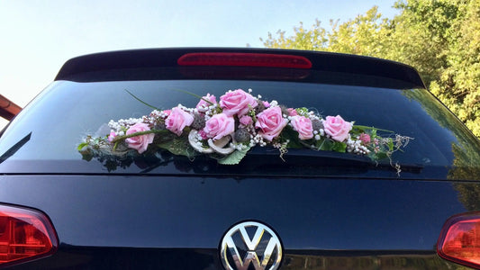 Autoschmuck Autodekoration Autoblumenschmuck Gesteck Wunschfarbe Hochzeit Kutschen Schmuck Kutschendeko Kutsche Wedding – handgemacht aus Seiden- und Kunstblumen, langlebig & pflegeleicht von SarahsFlowerStudio