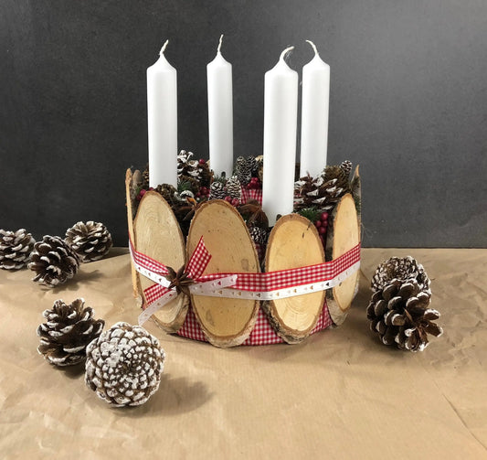 Adventskranz – handgemacht aus Seiden- und Kunstblumen, langlebig & pflegeleicht von SarahsFlowerStudio